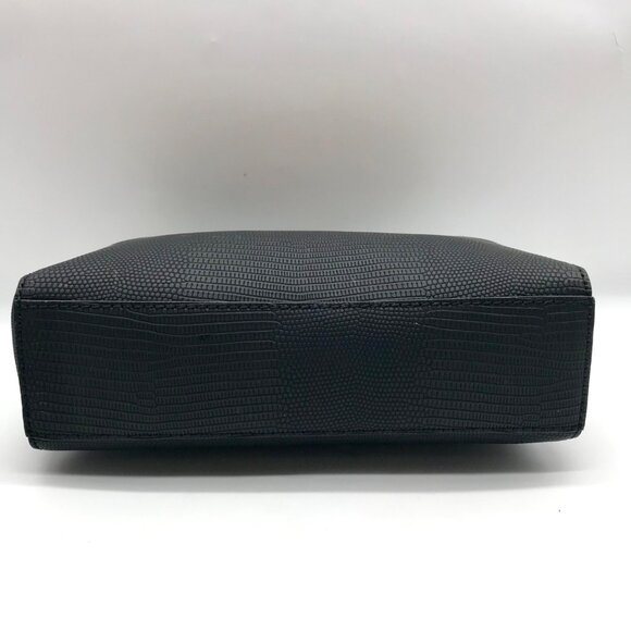 Guess Black Lyndi Triple Compartment Girlfriend Crossbody - Picture 5 of 11